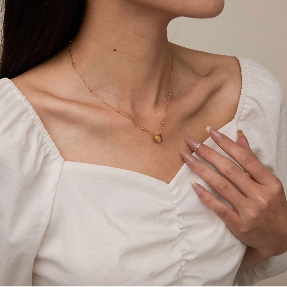 18k Gold Plated Heart Beaded Chain Necklace - Picture 3 of 4